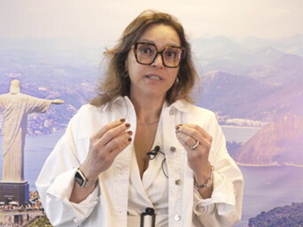 Dra. Cylmara Gargalak Aziz